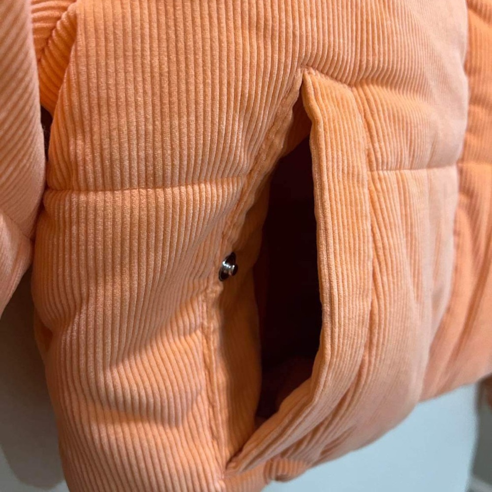Nike Women’s Air Therma-Fit Winter Puffer Jacket - Picture 8 of 14